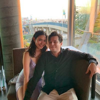 Popcorn sommelier 🍿. Art historian & Curator. Avid reader, watercolor enthusiast. Master degree in sarcasm and acid humor.
🇸🇯