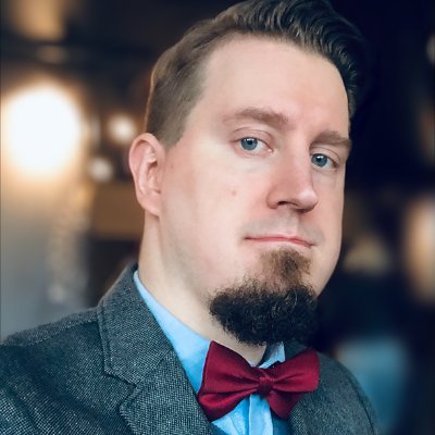 Keskisuomalainen tietokirjailija Tampereelta (#MarsalkanMuskettisoturit). Sotahistoria, erityisesti tiedustelu ja lääkintähuolto. Päivätyö pelialalla.