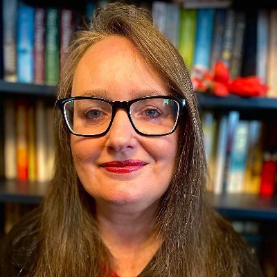 Scottish writer of novels. Writing Mentor & Creativity Coach: https://t.co/rhSw6GEA9R #WritingCommunity #writewild #amwriting #amreading #chronicpain