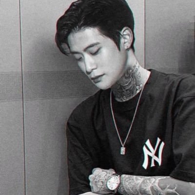 PERSECXX's profile picture. เพอร์เซก (n.)