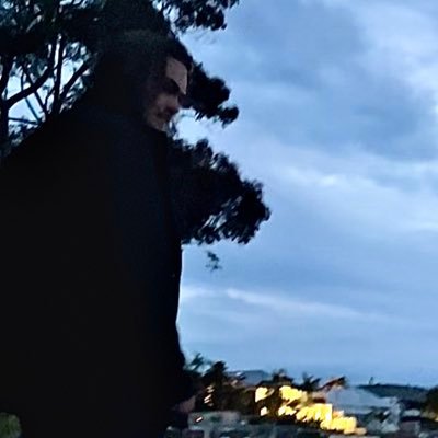 D4RK_72's profile picture. Law Student - University of Technology Sydney | Psych Ward Buddy @Saraya727 :)