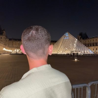 guyguy1111112's profile picture. 