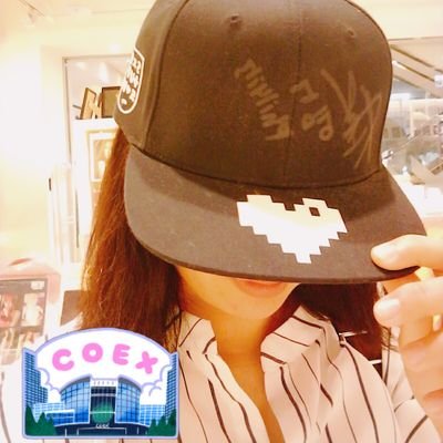 KKumpabut's profile picture. A secret makes a woman woman.