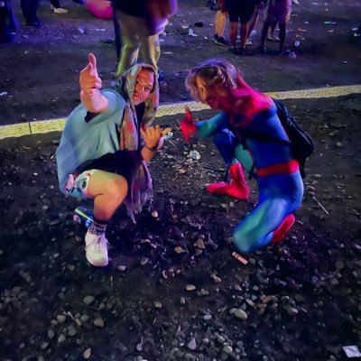 fistpumpREED's profile picture. 