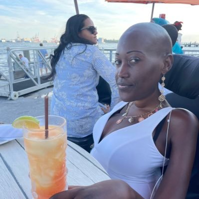 Dayniah Manderson Profile