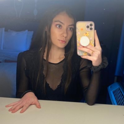 kaitlynfujii's profile picture. live authentically 🍃 IX•I•XIX 💓