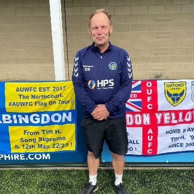 Seen on the allotment or in the garden. Gardens at  @UnivOxford. Do a bit for @abingdonutdwfc. Fan of @LondonSeawardFC, in summer is got to be @surreycricket!