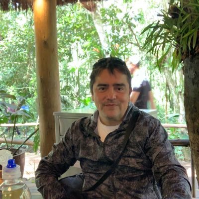 Roberto_Palma_C's profile picture. Ingeniero de la vida | solo se que nada se | disfruto día a día a mi familia |