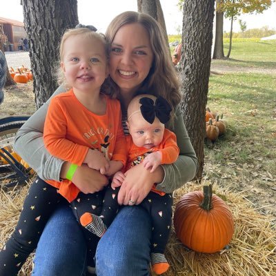 kelsey_hester's profile picture. Committed to Jesus | Married to my best friend @brandonaely | Momma to baby girl Ely | Dog mom to Bear 🐶 | Former 2nd Grade Teacher 🍎 | Forever an OU Bobcat