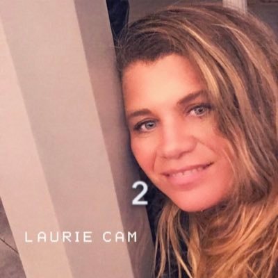 just_laurie_ Profile Picture