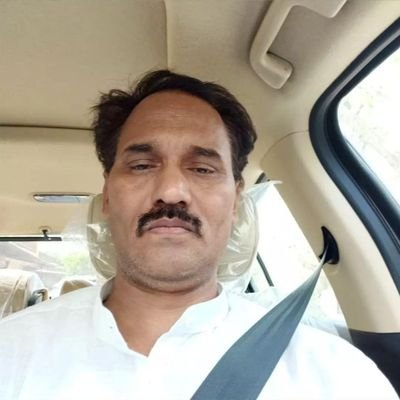 YogeshS32452506's profile picture. 