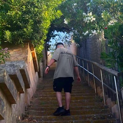 YashKYT's profile picture. 22 | working with creators 🚀 yt management | Clipper, Live Channels and Content Strategy 📈 over 350+ million organic views generated