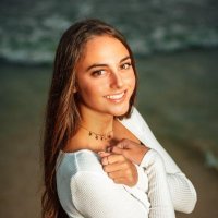 Rebecca (@rebeccar3deker) 's Twitter Profile