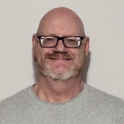 Sports & ENT writer, editor, director. Football, baseball, basketball, fantasy, rock 'n roll. Love books, TV & movies. Special Olympics coach. Rock Chalk