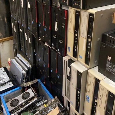 kazu_shacho_pc's profile picture. 20/社会人/車/PC/Apple いつか社長になることが夢です。パソコン屋開けたらいいなとか思ってます。中古にはあんま興味ないです。ジャンクなお恵みがほしいです。特にリンゴのジャンクには目がないので衝動買い。ジャンカーさんのフォロー待ってます。