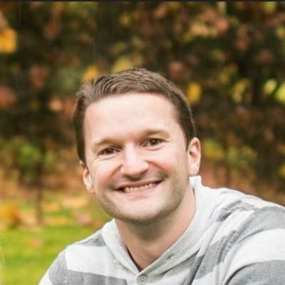 Working on Microsoft Mesh; connecting Teams users in meaningful ways within the Metaverse. Also a PC building & VR enthusiast. Thoughts & opinions are my own.
