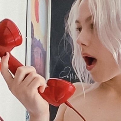 a compilation of phoebe bridgers’ kyoto woos. not one, not some, but all. accepting submissions ☎️