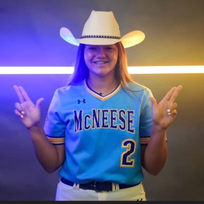 McNeese Softball Commit🤠 {Si Leach}