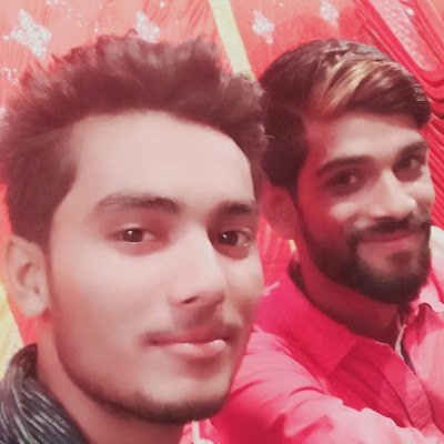 mystri_l's profile picture. 