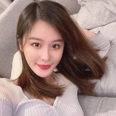 A 32-year-old girl from Asia. Hobbies: Yoga, travel, scuba diving, coffee, desserts, afternoon tea, shopping, reading, financial news, analyzing cryptography