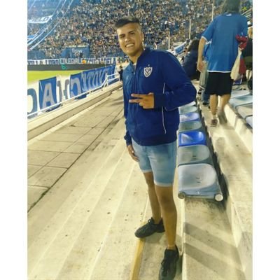 jooaaquiinvl's profile picture. Todo lo puedo en Cristo qué me fortalece 🙌🏽
Club Atlético Vélez Sarsfield 💙
boxeo🥊
01/01/21🤞🏽❤
Villa Luzuriaga 🎵😎
CAVS. 115💙