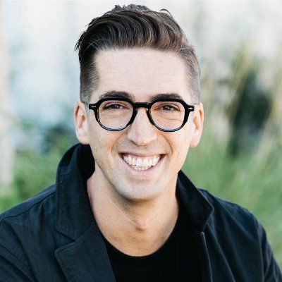 Dad. VP of Design, eBay. Formerly Commerce at Facebook. Co-founder @friendsoftype.