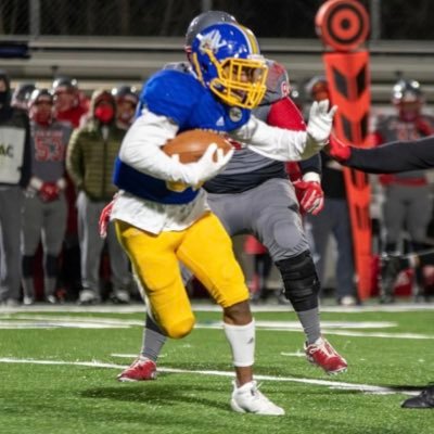 Athlete🏈 | Currently in the Transfer portal | Barber 💈| Highlights linked in bio⬇️⬇️ 3 years of eligibility left