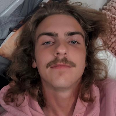 6’3” • average cock, HUGE ego • BI top• main nsfw page: @austinandally69 • yes man to @allywednesday • OF: auswednesday
