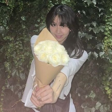 _peachyxchae_'s profile picture. so close yet so far