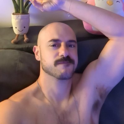 huangdaoge1's profile picture. 深圳dog，57-175-78。找深圳轻熟s