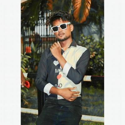 desi_munda_o_1's profile picture. simple boy 🖇️