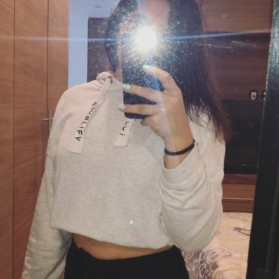 software developer 🚀 metaverse explorer 🌞
a woman in tech 🍀