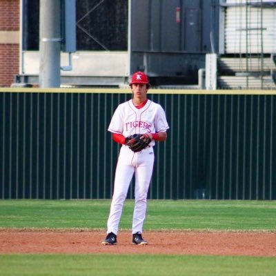 ABarrientes2025's profile picture. 6’ 175lbs | 2025 grad | @katyhsbaseball | @TwelveBaseball | Phone-832-651-8753 | Email- aidenbarrientes9@gmail.com