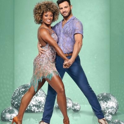 Kelley&Kirsty ❤ The official number 1 page for all updates relating to @FleurEast .. - HITS RADIO BREAKFAST HOST ❤️ STRICTLY COME DANCING 2022 🪩