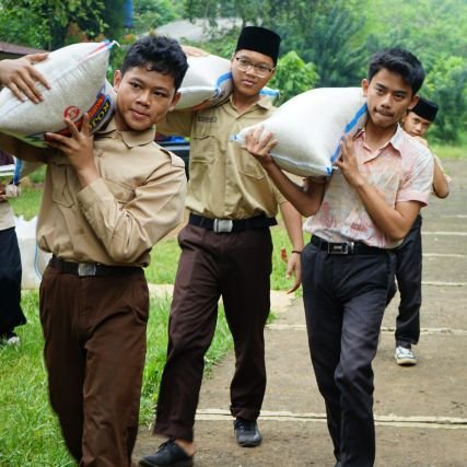 wmi_bogor's profile picture. _Rekening Donasi_
Bank Mandiri :  1330018459008
Bank Muamalat :  1240010348
Rekening AN Yayasan Wahana Muda Indonesia.