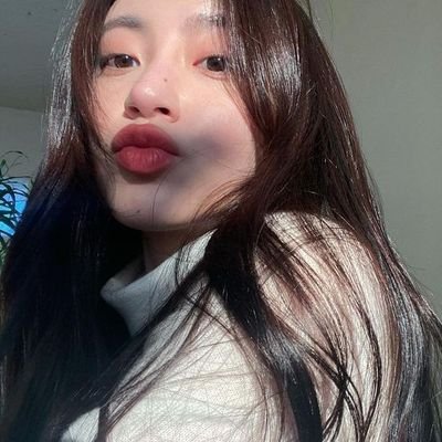 lhcszy's profile picture. ; treat me like a joke and i`ll leave you like it`s funny.