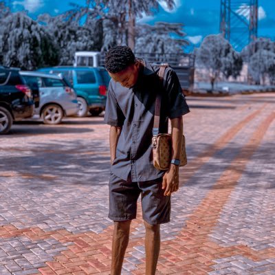 HolyCent042's profile picture. Nah baba God be de way