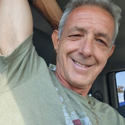 ManuelC33518314's profile picture. 