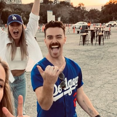 yonimlb's profile picture. 