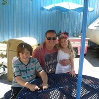 Stuart Mills (@millsstuart) Twitter profile photo