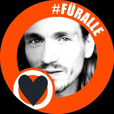 RaulSemmler's profile picture. @raulsemmler.bsky.social @climatejustice.social@raulsemmler (mastodon)

Schauspieler, Sprecher, Drehbuchautor, Ehemann, Lebensmittelretter
