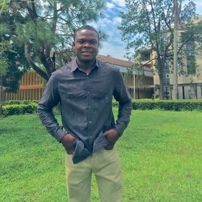 It's just me I don't fake to be others always walk alone !!!!