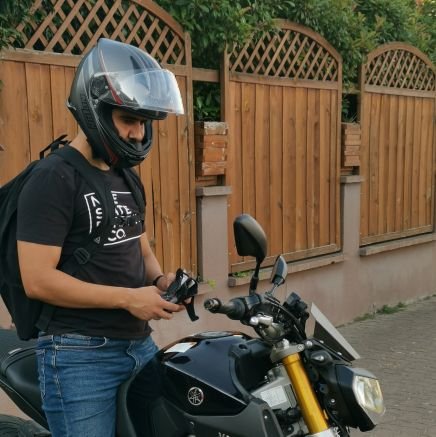 SalahFrq's profile picture. Father, #CSharp Technical lead, Biker, #Crossfiter & #Xbox addict