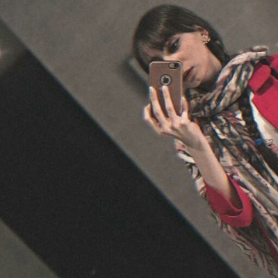 همه دشمنتن، همه دوستتن، اگه اینجوری فکر کنی، هیچ اتفاقی نمیتونه غافلگیرت کنه.
