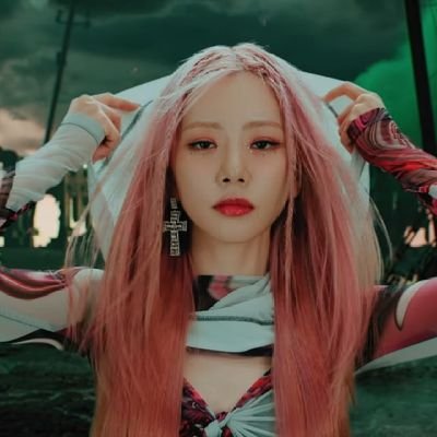 Multistan || She/her || 06 || eng acc: @_apwisy only mirae acc: @siyoungara