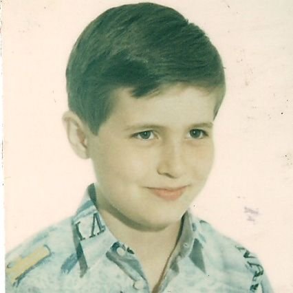 manig0ldo's profile picture. Noi romani l’aria der me ne frego l’avemo avuta concessa da Cristo.