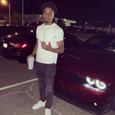 Savedbythe_Rell's profile picture. ΦBΣ #BΘ UAPB TrackStar #07065