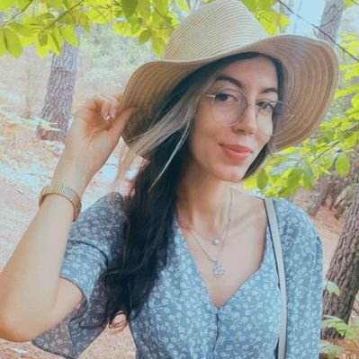 Oceane_Srd's profile picture. Laisse-moi libre comme l'art┊Direction Artistique Multimédia 🎨┊#Art & #Nature Ɩover