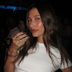 purpobizzIe's profile picture. ⠀  best boy? justin bieber of course! ★⠀  fan account.