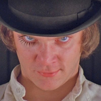 Emanuele72011's profile picture. Shoot out the stars and win